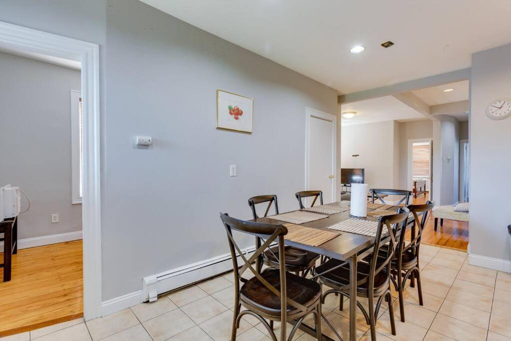 New! Boston Condo Near Mbta, 3Mi To Fenway ! Extérieur photo