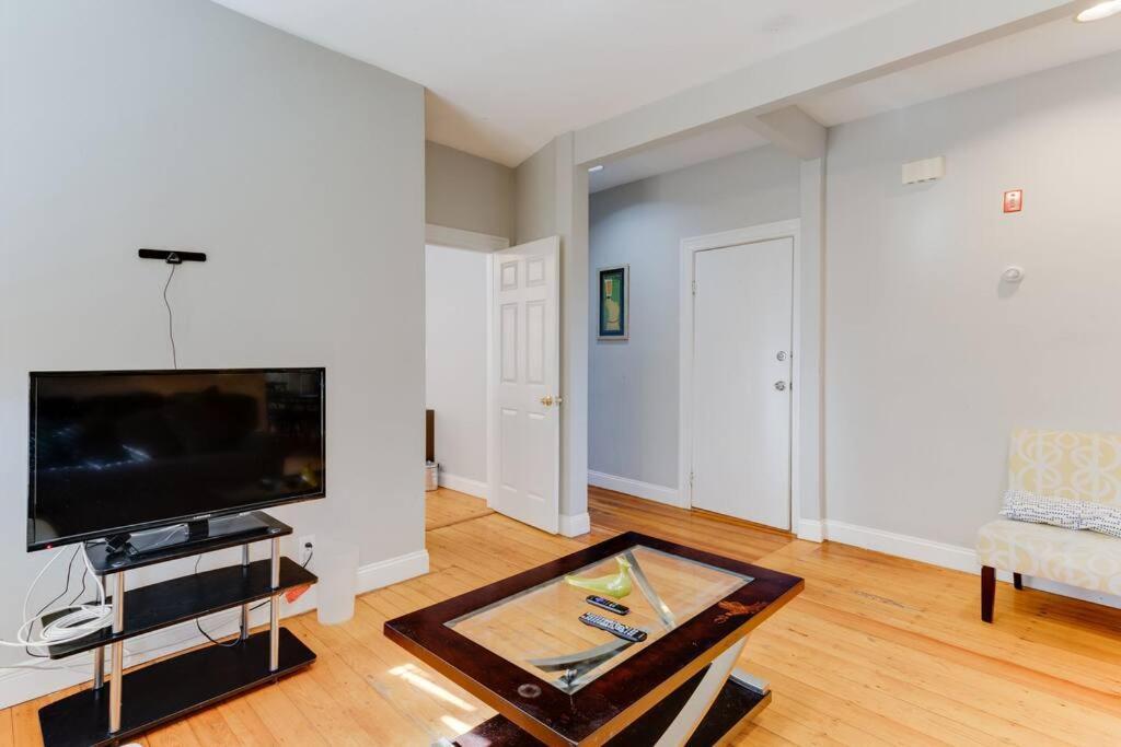 New! Boston Condo Near Mbta, 3Mi To Fenway ! Extérieur photo